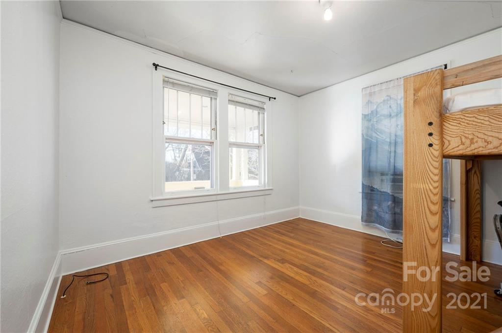 51 Highland Street Asheville NC 28801