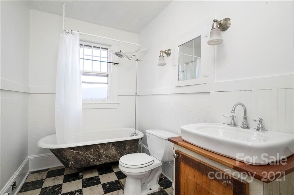 51 Highland Street Asheville NC 28801