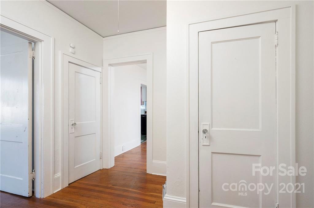 51 Highland Street Asheville NC 28801
