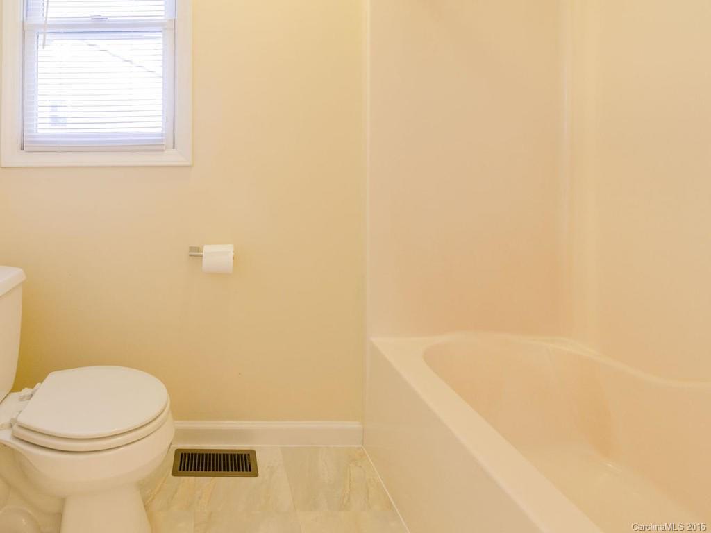 143 Meadow Lake Road Asheville NC 28803