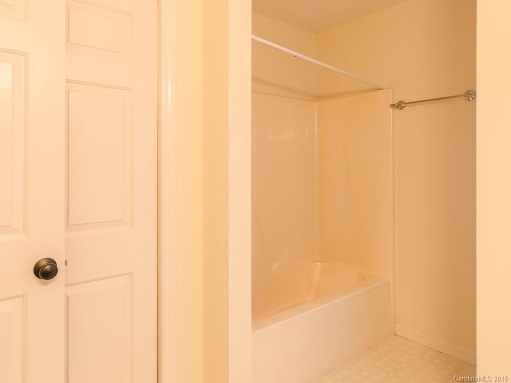 143 Meadow Lake Road Asheville NC 28803