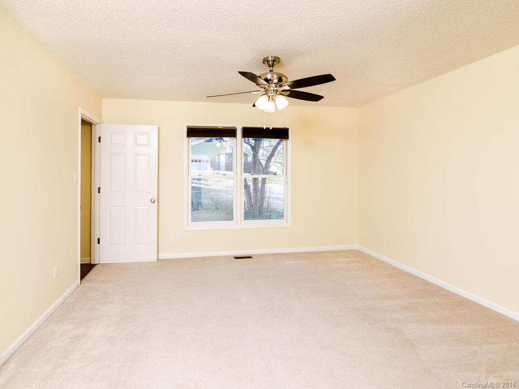 143 Meadow Lake Road Asheville NC 28803