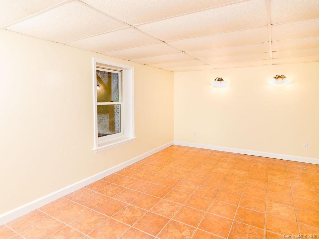 143 Meadow Lake Road Asheville NC 28803