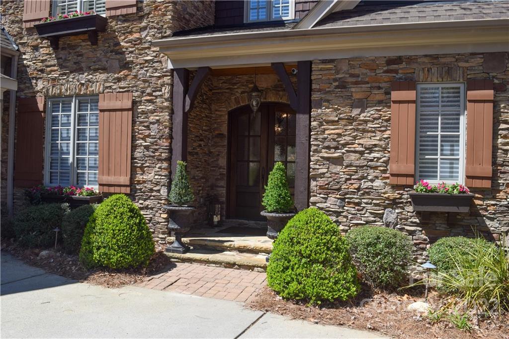 1329 Wyndmere Hills Lane Matthews NC 28105