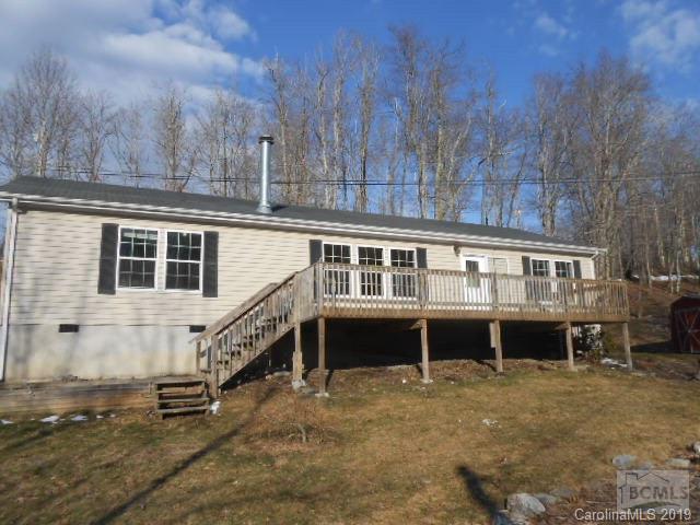 39 Forest Hills Lane Newland NC 28657