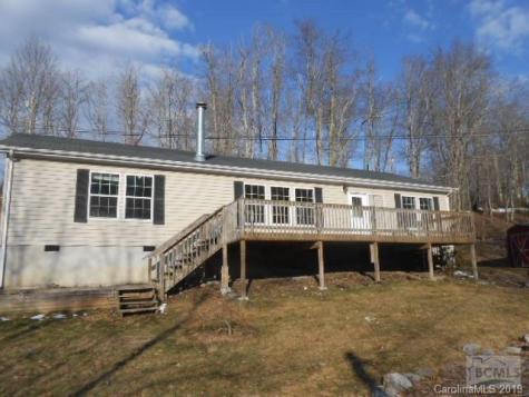 39 Forest Hills Lane Newland NC 28657