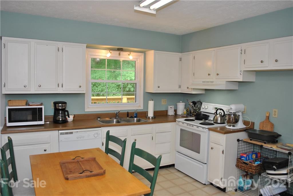 13 Saint Andrews Road Arden NC 28704
