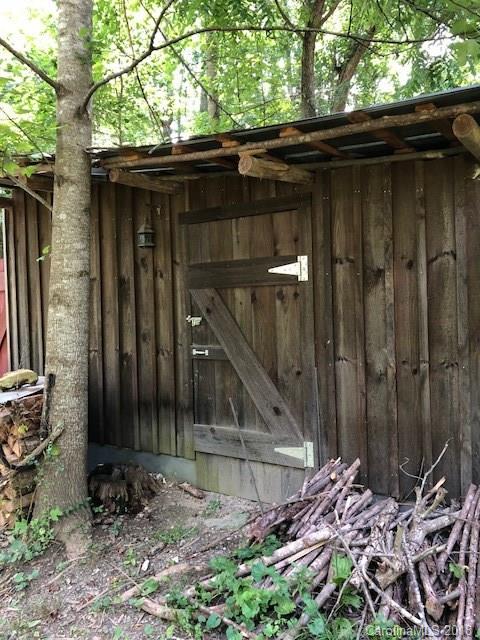 127 Old Road Marshall NC 28753