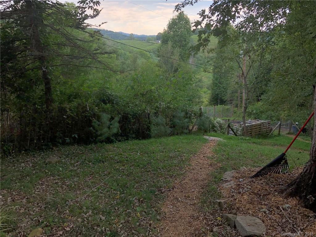 127 Old Road Marshall NC 28753