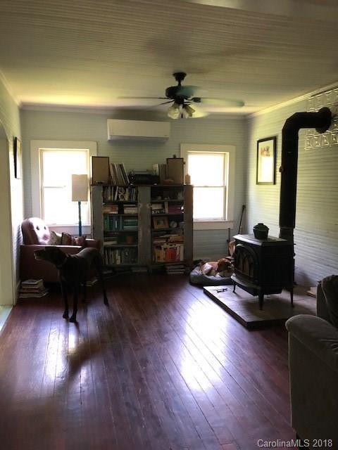 127 Old Road Marshall NC 28753