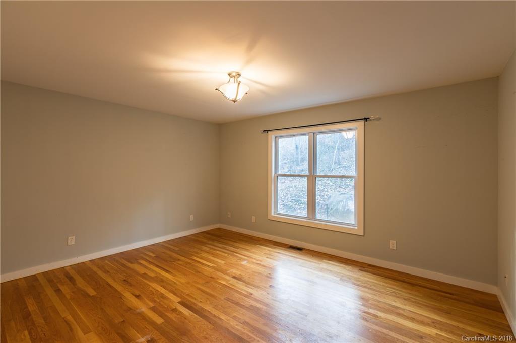 16 Rocky Creek Trail Swannanoa NC 28778