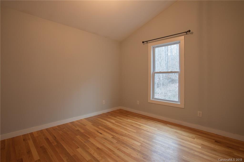 16 Rocky Creek Trail Swannanoa NC 28778
