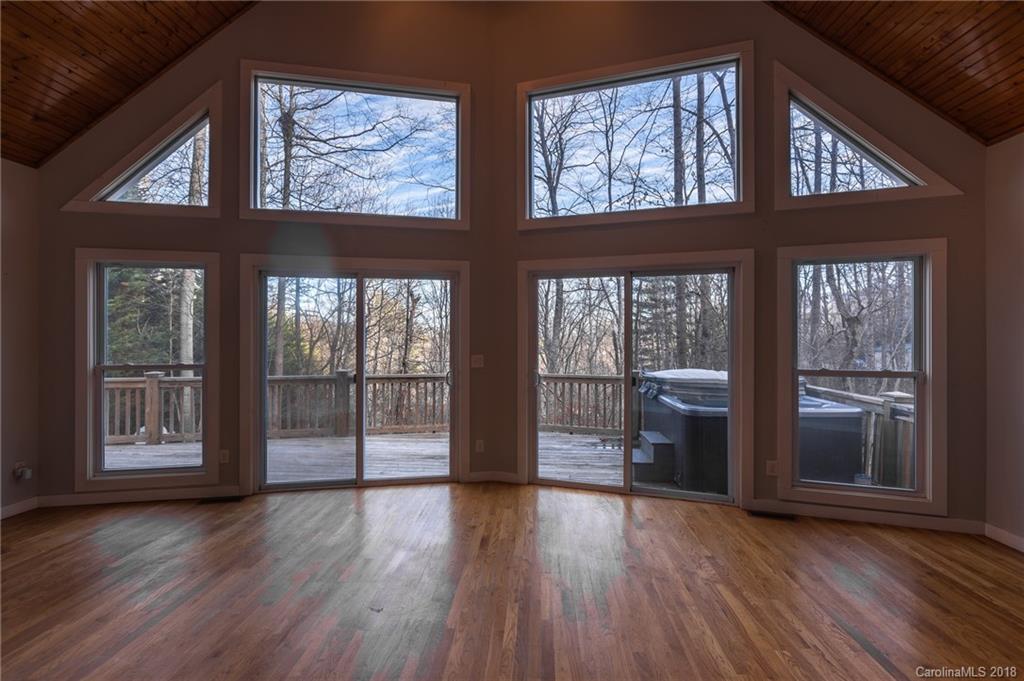 16 Rocky Creek Trail Swannanoa NC 28778