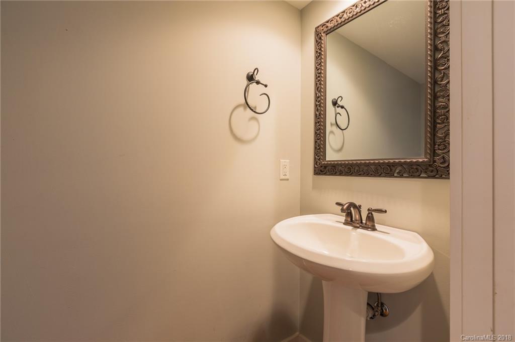 16 Rocky Creek Trail Swannanoa NC 28778