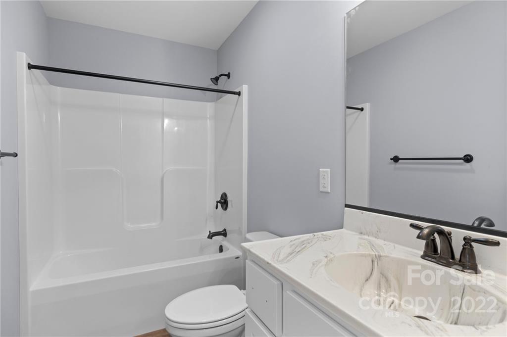 35 Ben Lippen Road Asheville NC 28806