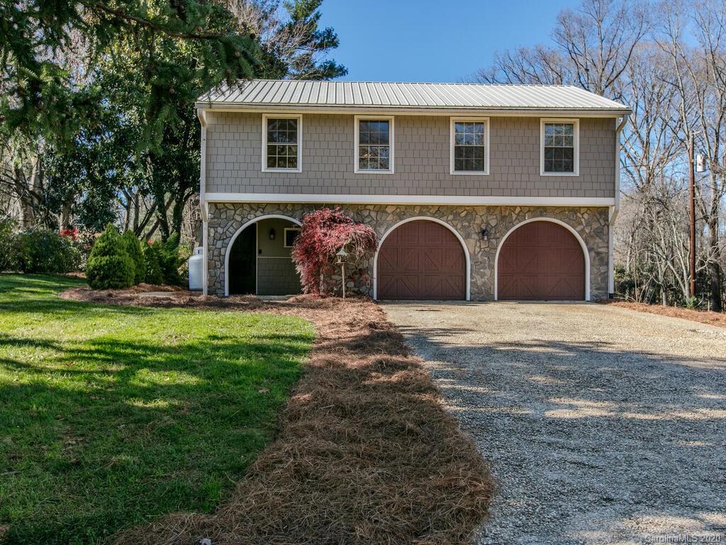 68 1/2 W Oakview Road Asheville NC 28806