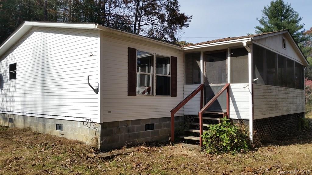 76 Pleasant Ridge Road Hendersonville NC 28739
