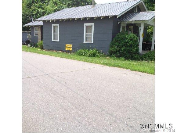 412 Riverbend Street Waynesville NC 28786