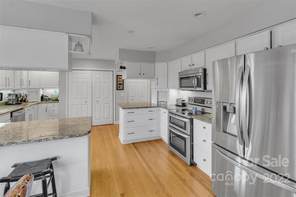 84 Spice Ridge Road Waynesville NC 28786