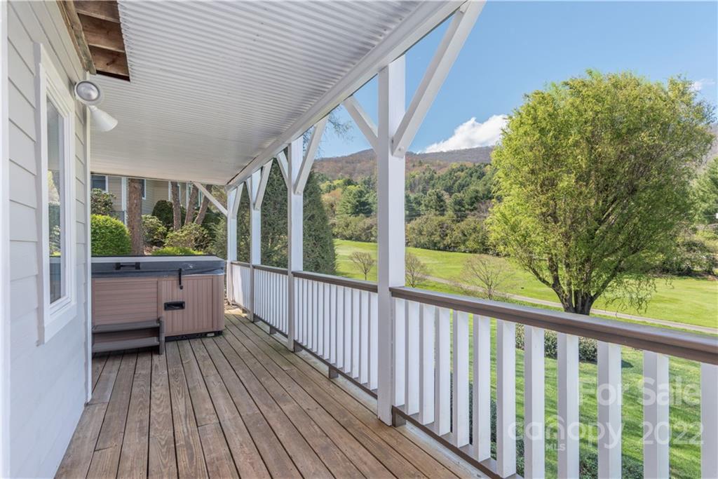 84 Spice Ridge Road Waynesville NC 28786