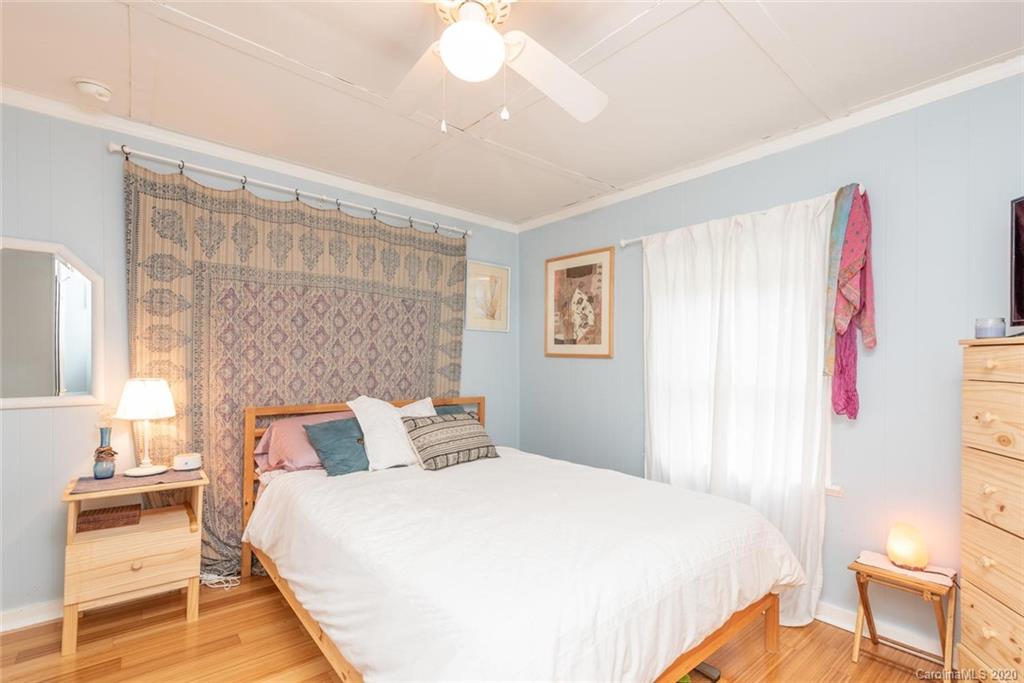 87 Tremont Street Asheville NC 28806