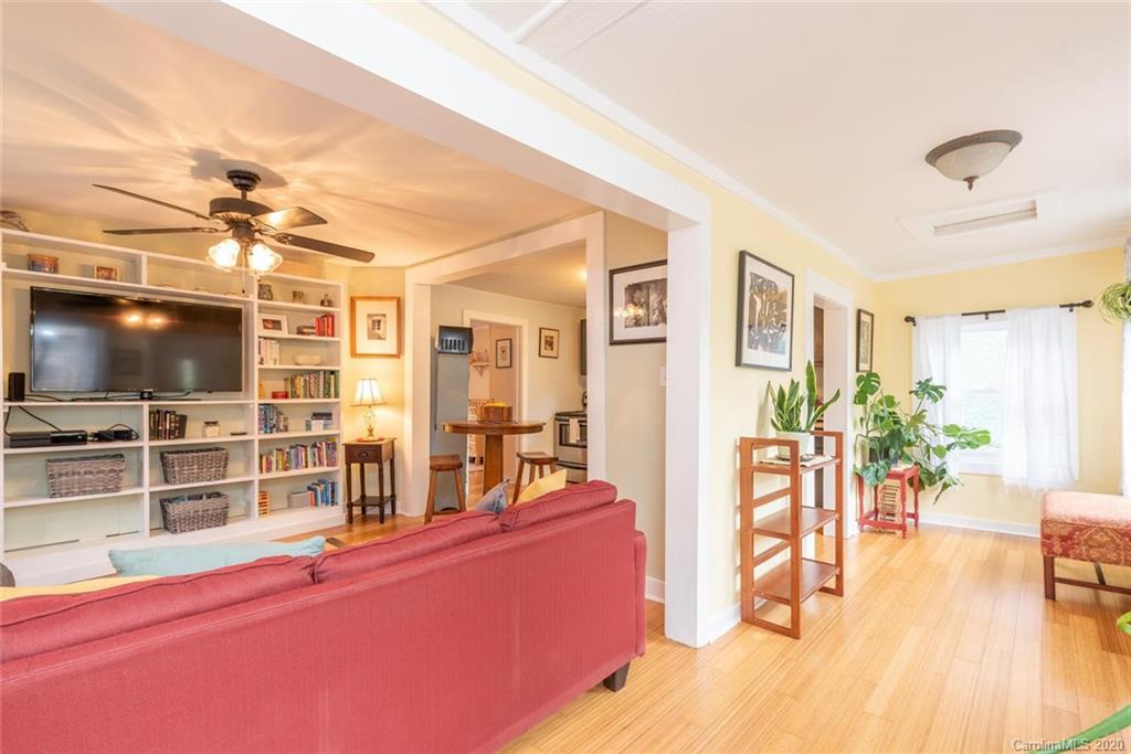 87 Tremont Street Asheville NC 28806