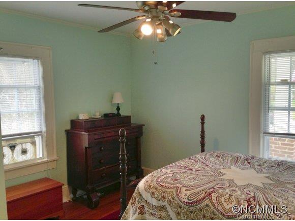 32 Dellwood Street Asheville NC 28806