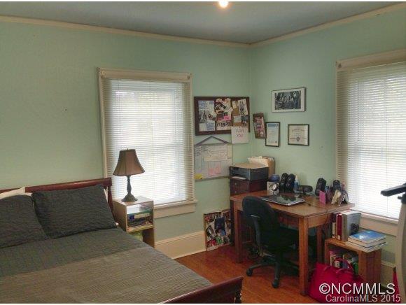 32 Dellwood Street Asheville NC 28806