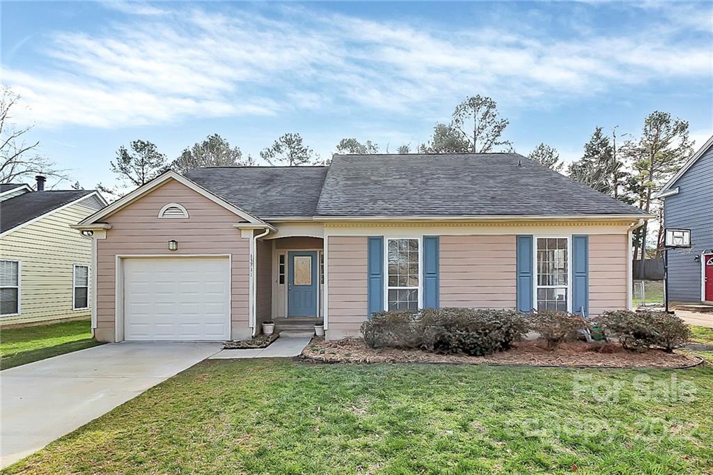 13711 Dealtry Lane Pineville NC 28134