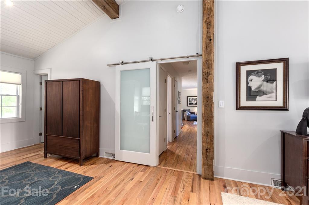 27 Brookcliff Drive Asheville NC 28804
