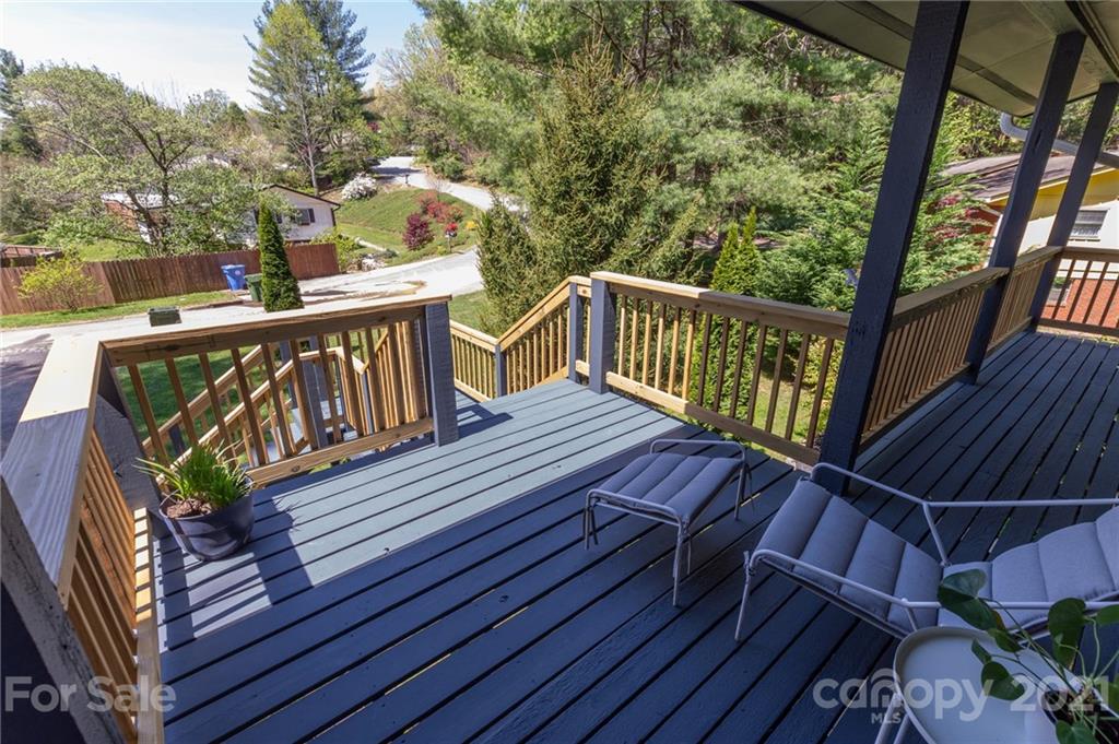 27 Brookcliff Drive Asheville NC 28804