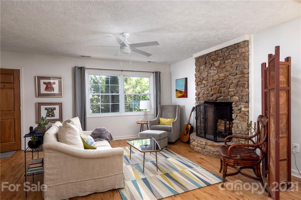 27 Brookcliff Drive Asheville NC 28804