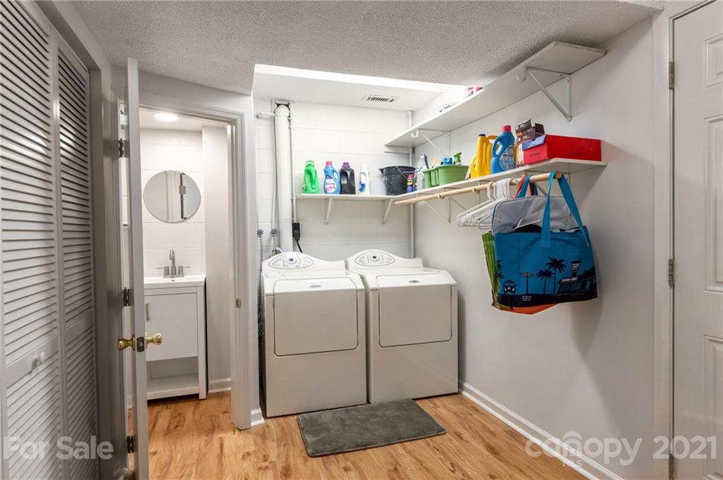 27 Brookcliff Drive Asheville NC 28804