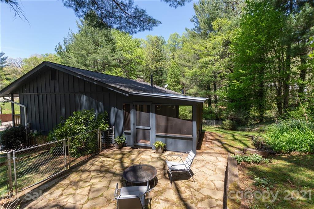 27 Brookcliff Drive Asheville NC 28804