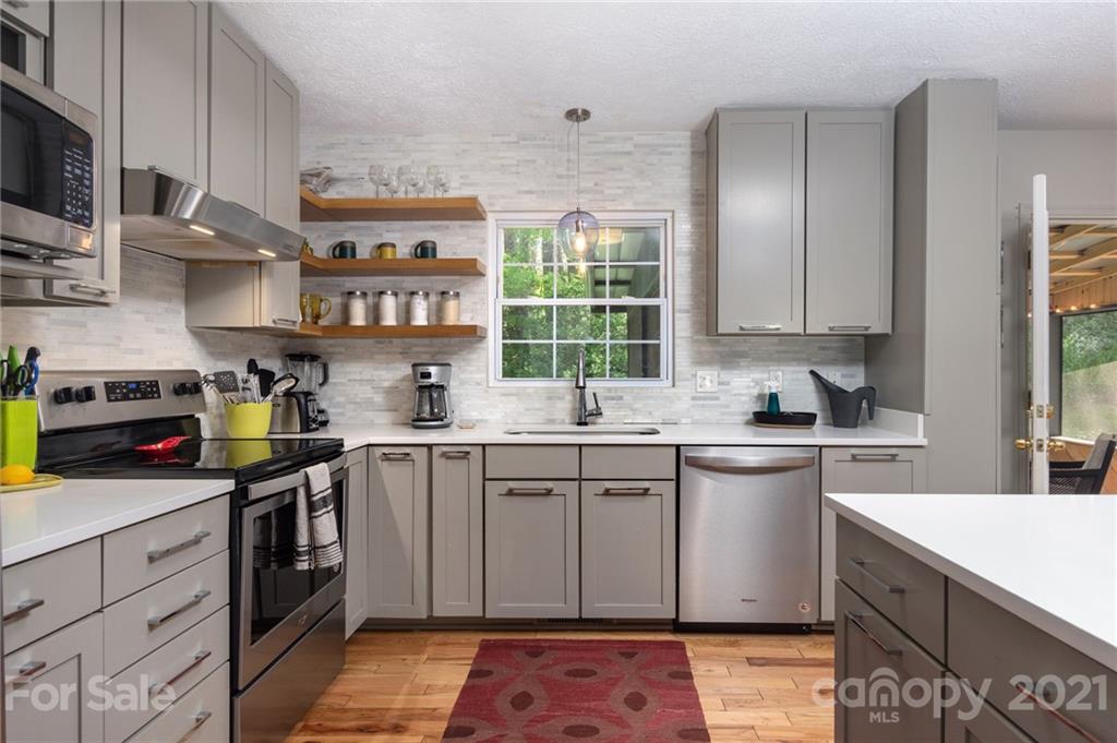 27 Brookcliff Drive Asheville NC 28804