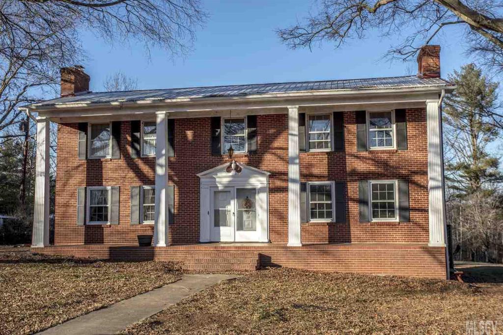 8955 Bowman Lowman Avenue Hickory NC 28601
