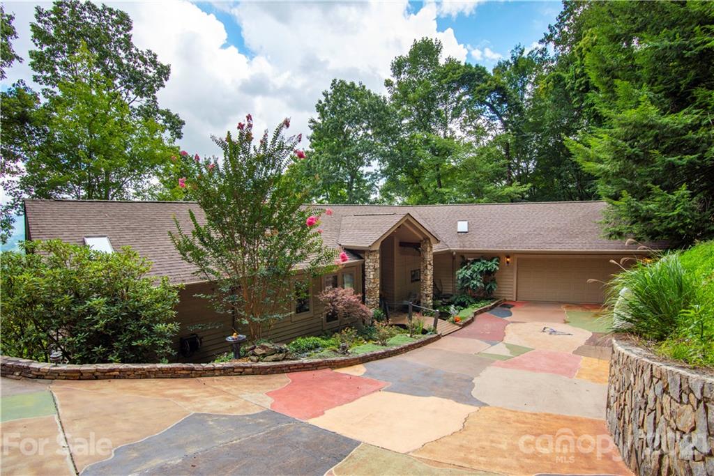 16 Wild Dogwood Trail Mills River NC 28759