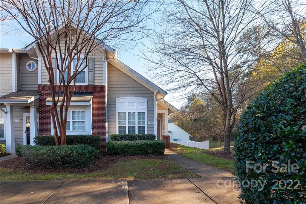 6206 Waverlyglen Court Charlotte NC 28269