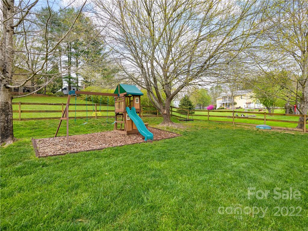 3 Mallory Meadows Court Arden NC 28704