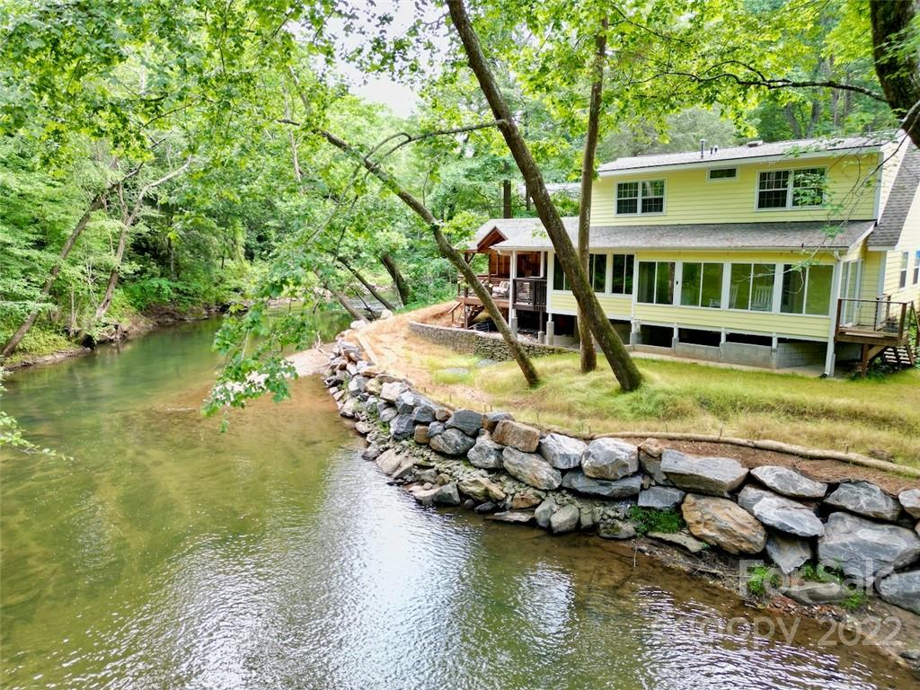 17 Riverbend Drive, Asheville NC Real Estate Listing MLS Car3855337