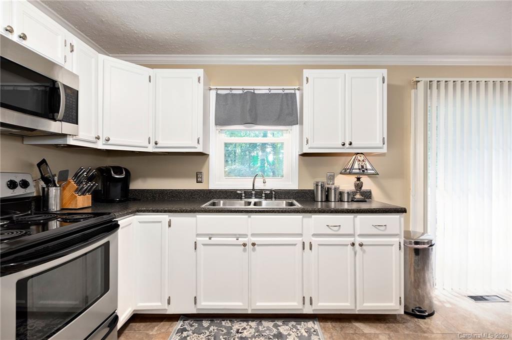 73 Robinson Avenue Asheville NC 28803