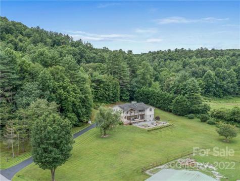 202 Morgan Drive Penrose NC 28766