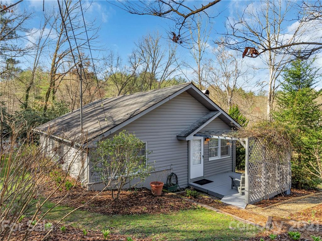 8260 East Fork Road Brevard NC 28712