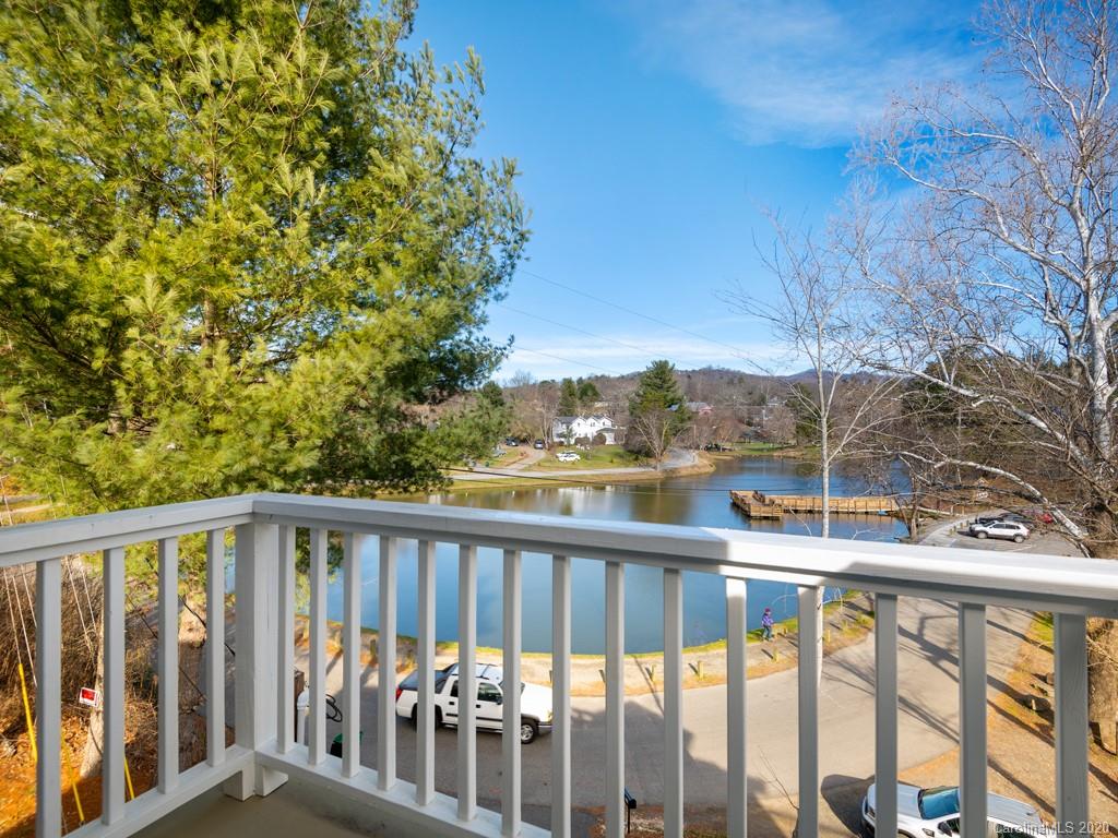 119 Lakeshore Drive Weaverville NC 28787