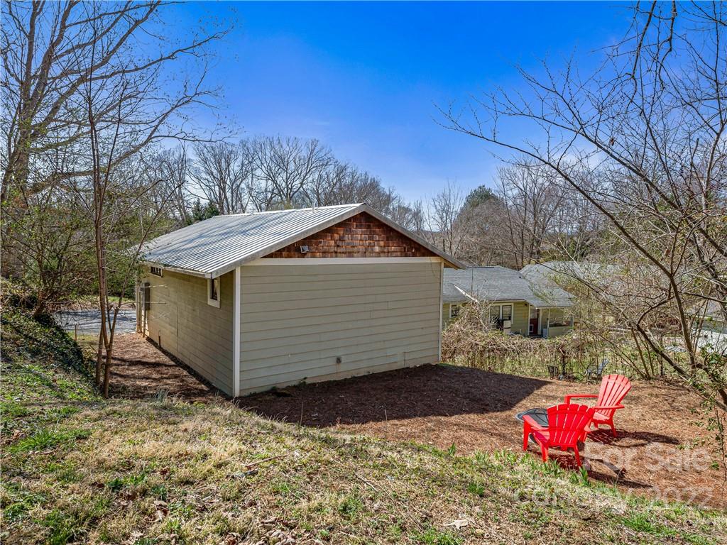 33 Dayton Road Asheville NC 28804