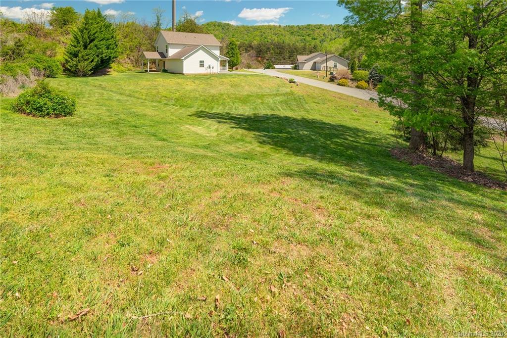11 Heather Mist Drive Weaverville NC 28787