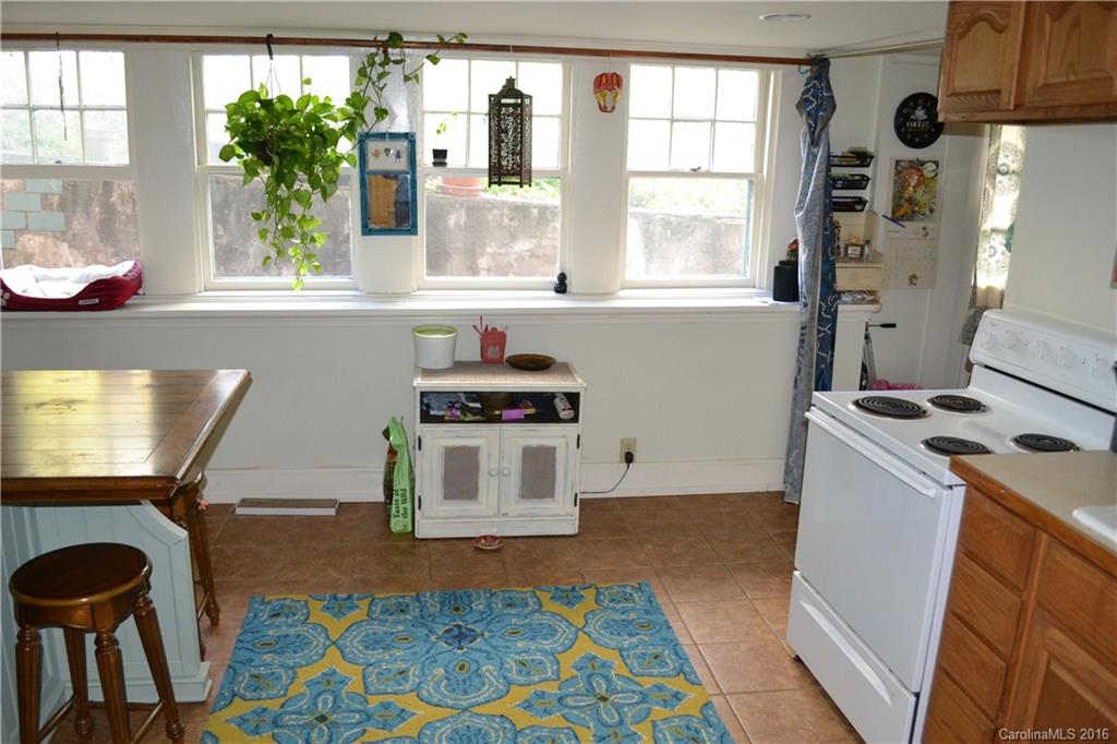 37 E Chestnut Street Asheville NC 28801