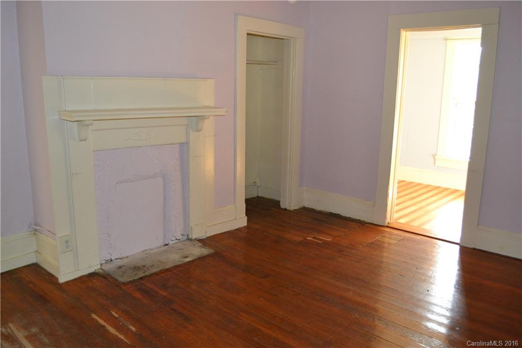 37 E Chestnut Street Asheville NC 28801