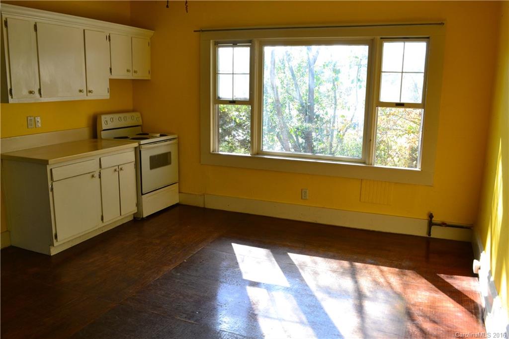 37 E Chestnut Street Asheville NC 28801