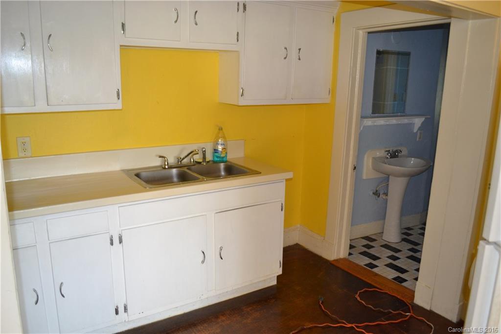 37 E Chestnut Street Asheville NC 28801